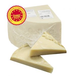 Wedge Pecorino Romano POD Sheep Milk Cheese