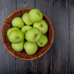 8 x Imported Green Apples